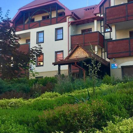 Apartament Parkowa Polana Z Ogrodem Polanica-Zdrój Exterior foto