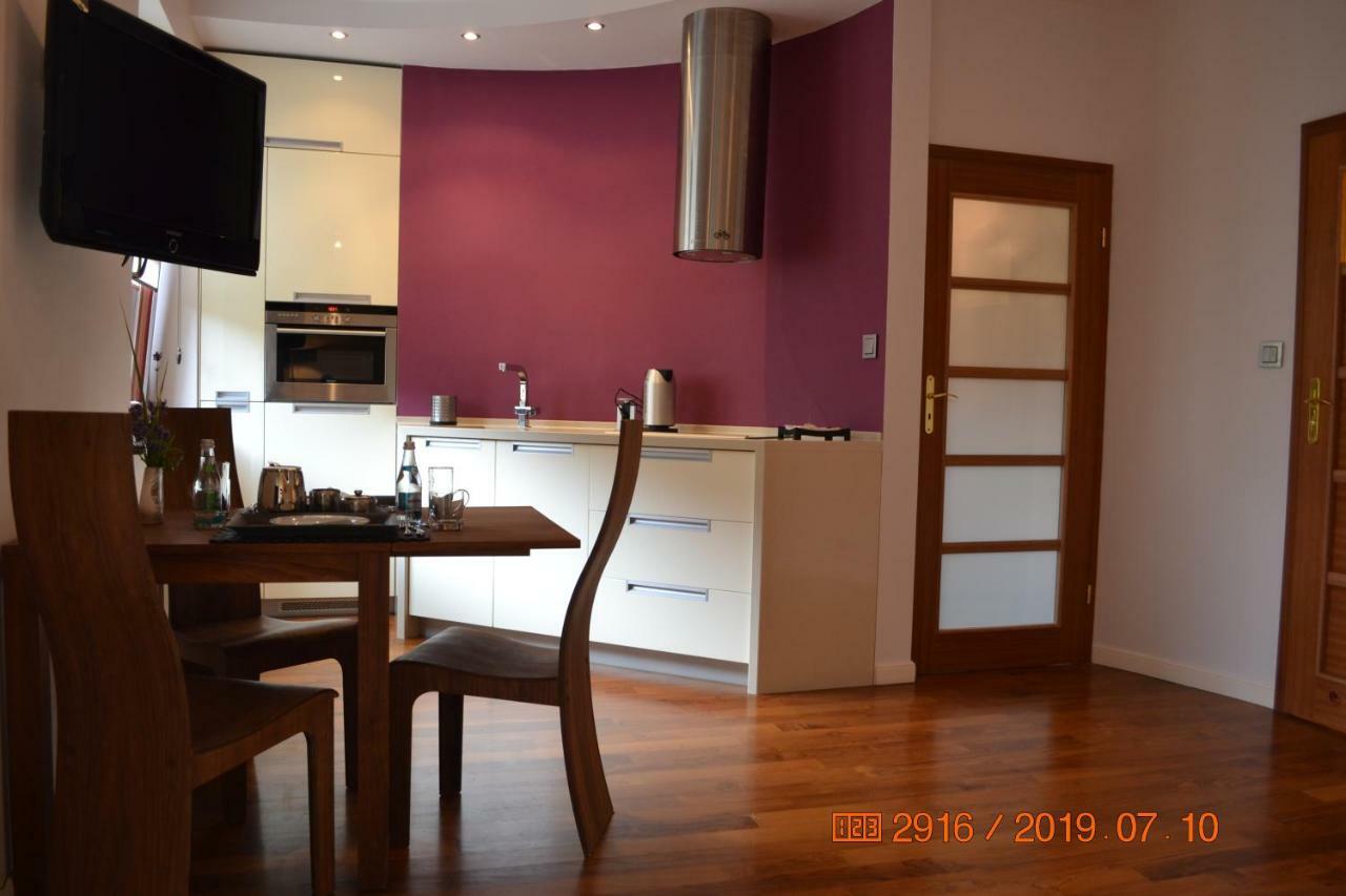 Apartament Parkowa Polana Z Ogrodem Polanica-Zdrój Exterior foto