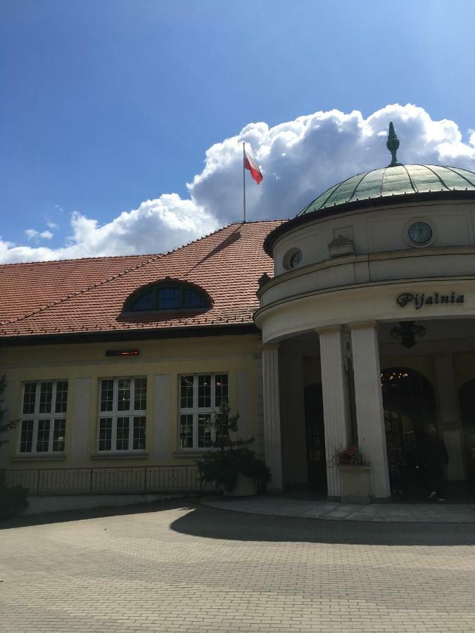 Apartament Parkowa Polana Z Ogrodem Polanica-Zdrój Exterior foto